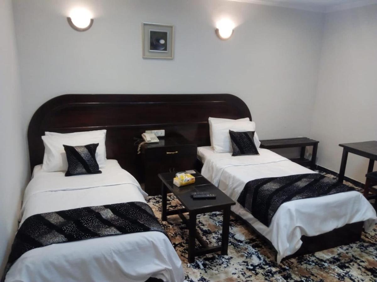 Castle Hotel Basra Exteriör bild